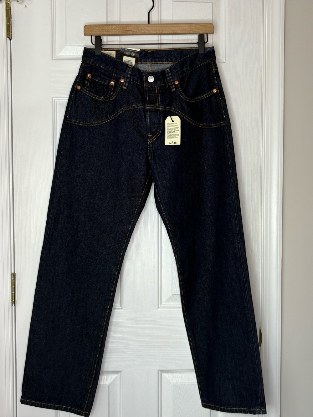 Levi’s 501® '90s Western Women's Jeans, 27 x 30 - Picture 5 of 15